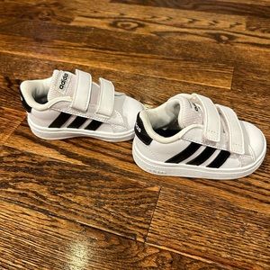 Adidas toddler sneakers